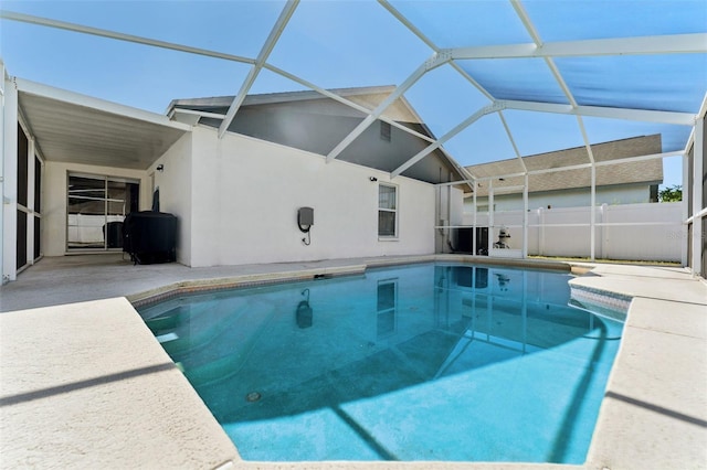 518 Royal Ridge St, Valrico, FL 33594 - view of pool with a patio, a lanai, and a fenced in pool