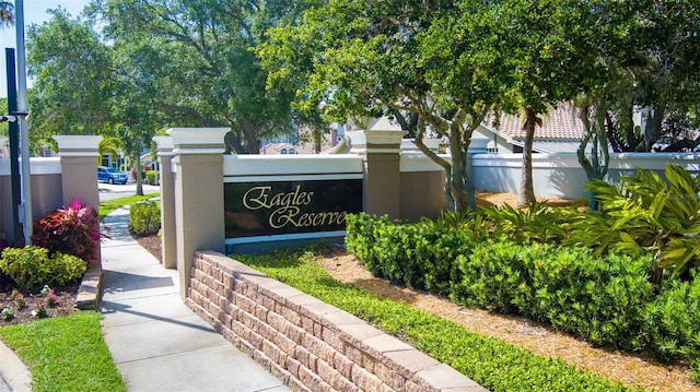 1750 Arabian Ln, Palm Harbor, FL 34685 - community / neighborhood sign with fence