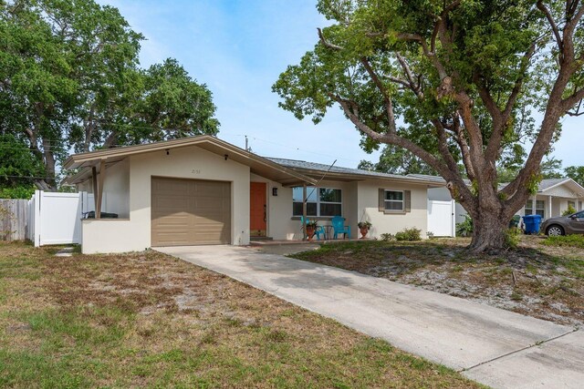 2153 Pocahontas Dr, Largo, FL 33774 - photo 2
