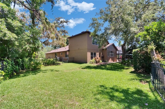 view of yard featuring a fenced backyard