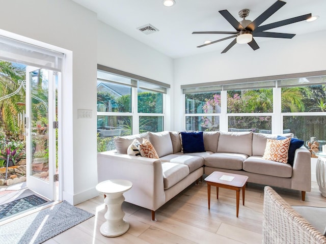 246 22nd Ave NE, Saint Petersburg, FL 33704 - photo 10