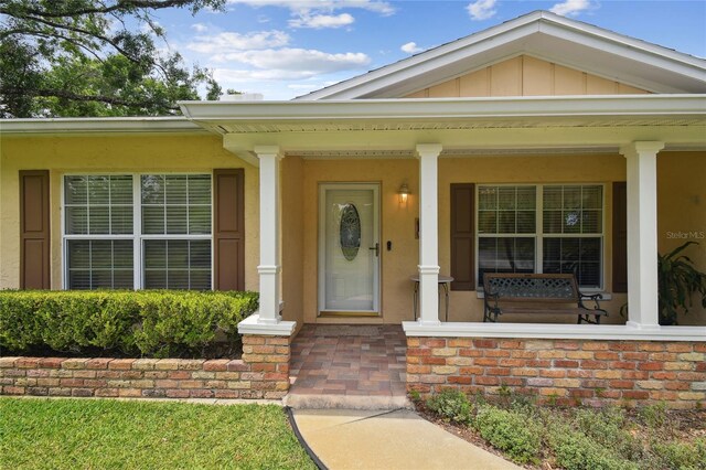 1703 Ryan Dr, Lutz, FL 33549