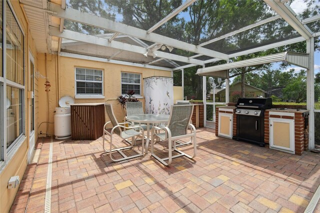 1703 Ryan Dr, Lutz, FL 33549