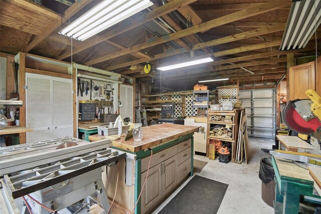 1703 Ryan Dr, Lutz, FL 33549