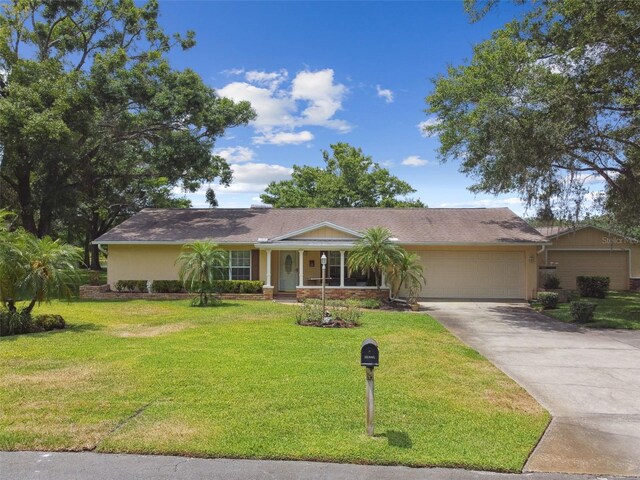 1703 Ryan Dr, Lutz, FL 33549