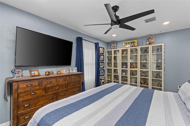 297 Lakeview Dr, Tarpon Springs, FL 34689 - bedroom with recessed lighting and a ceiling fan