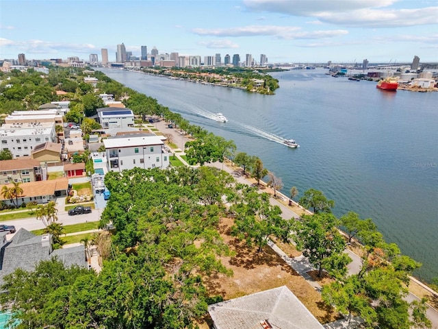 602 Channel Dr, Tampa, FL 33606 - drone / aerial view of a skyline view and a nearby body of water