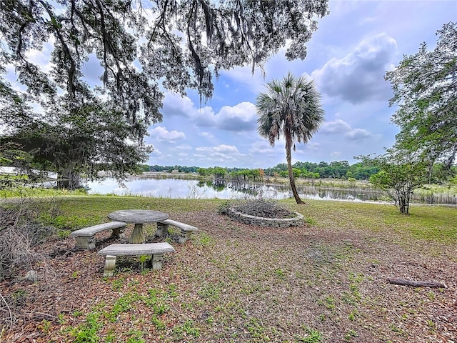 5058 Westlake Blvd, Dade City, FL 33523 - view of yard with a water view