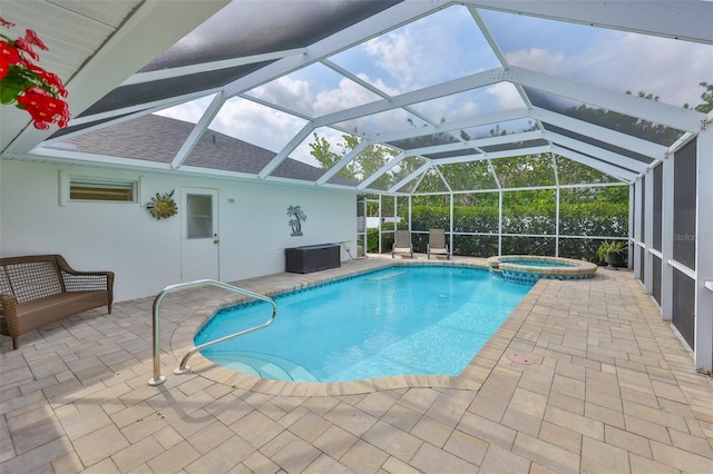6332 35th Avenue Cir E, Palmetto, FL 34221 - view of swimming pool with a pool with connected hot tub, a patio, and a lanai