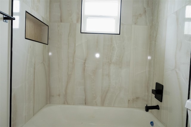 12484 Cross St, Largo, FL 33773 - full bathroom featuring shower / bathtub combination with curtain