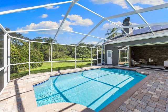 4690 Wrentham Pl, Palm Harbor, FL 34685 - outdoor pool with a patio and a lanai