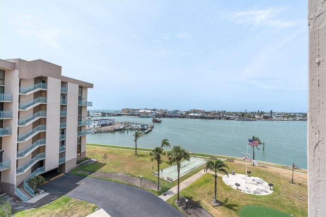 1 Key Capri Unit 502E, Treasure Island, FL 33706 - photo 4