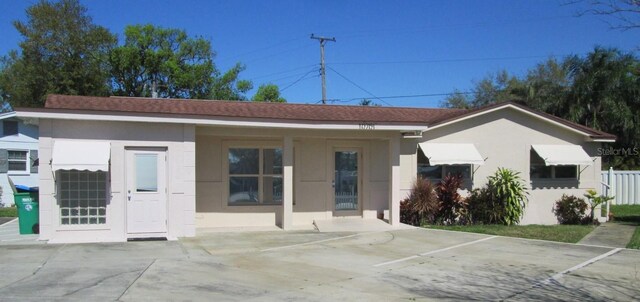 10701 Village Green Ave, Seminole, FL 33772 - photo 1