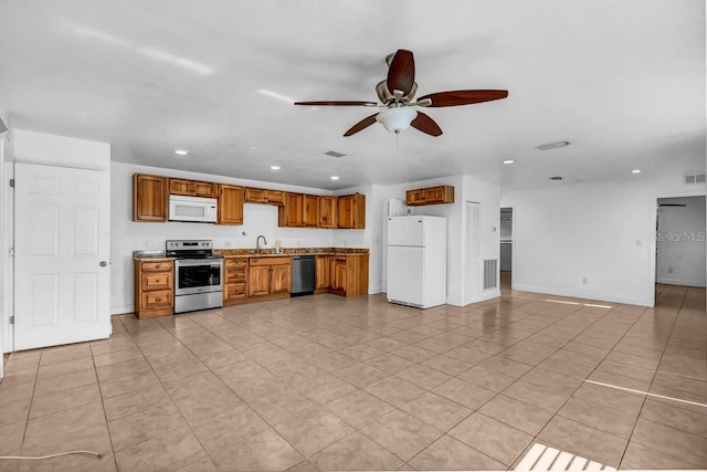10701 Village Green Ave, Seminole, FL 33772 - photo 2
