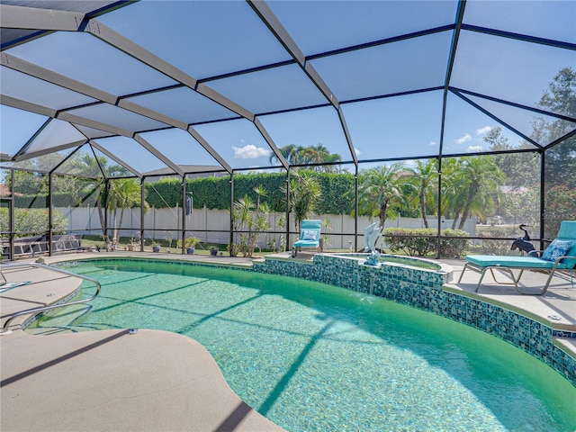 2908 89th Ave E, Parrish, FL 34219 - view of pool with a patio area, a lanai, and a pool with connected hot tub