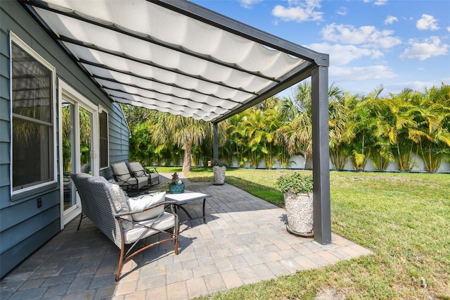 4403 W Bay Court Ave, Tampa, FL 33611 - view of patio