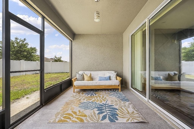 18677 Milton Keynes Ct, Land O Lakes, FL 34638 - view of sunroom / solarium