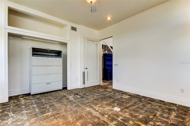 919 Sandpiper Way S, Saint Petersburg, FL 33707 - unfurnished bedroom with a closet, baseboards, and visible vents