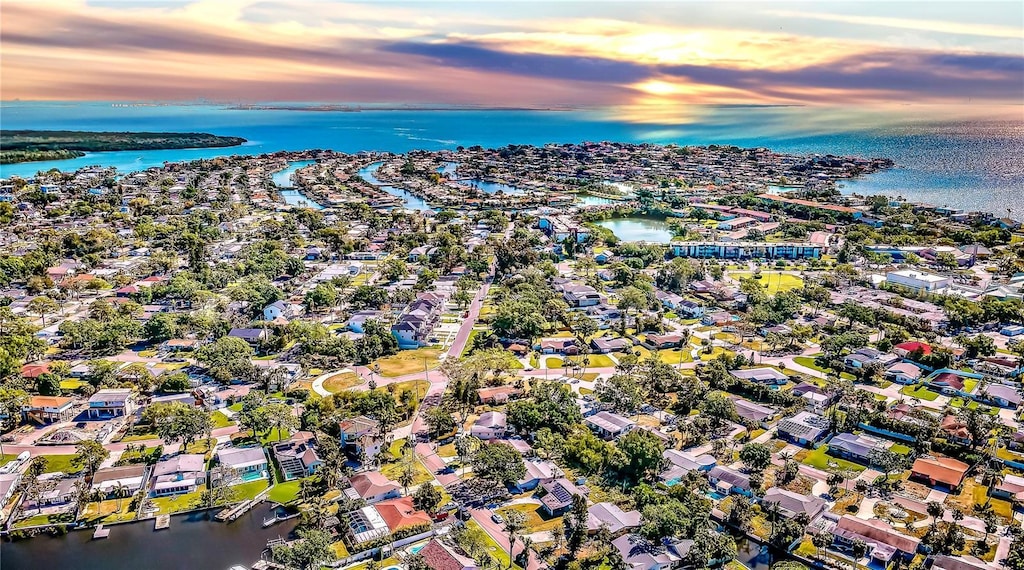 1620 Massachusetts Ave NE, Saint Petersburg, FL 33703