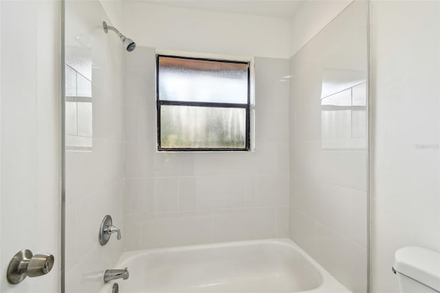 2953 Yucca Ct, Palm Harbor, FL 34684 - bathroom with toilet and shower / bathtub combination