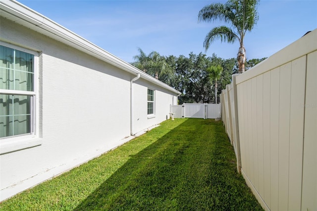 3238 Cullendale Dr, Tampa, FL 33618 - view of yard featuring fence and a gate