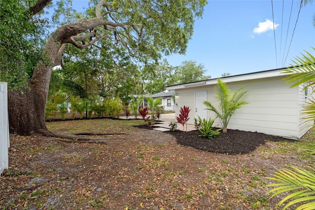 1443 Paloma Ln, Dunedin, FL 34698 - view of yard