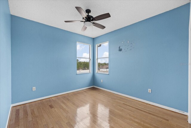 3434 St Ives Blvd, Spring Hill, FL 34609 - photo 28