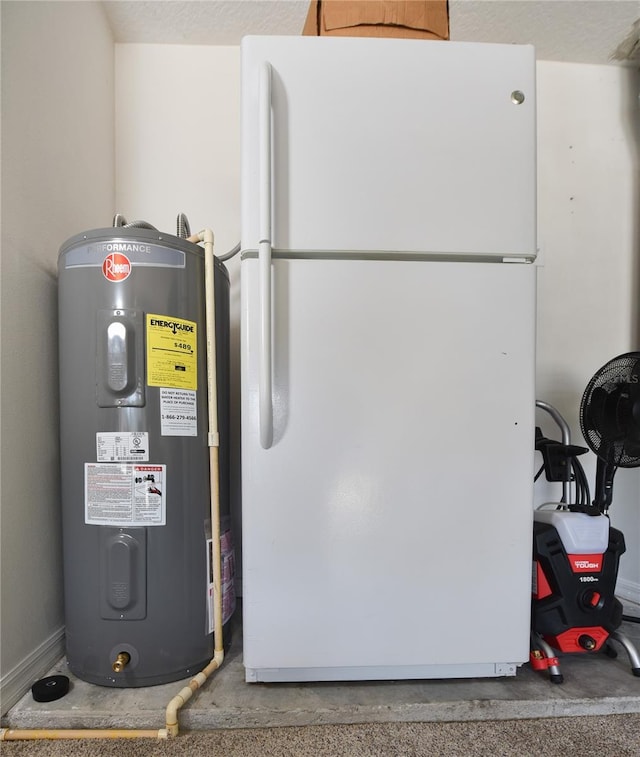 2604 Clareside Dr, Valrico, FL 33596 - utility room featuring water heater