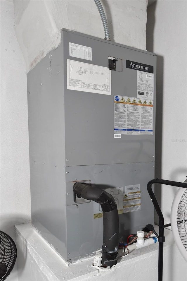 2604 Clareside Dr, Valrico, FL 33596 - utilities with heating unit
