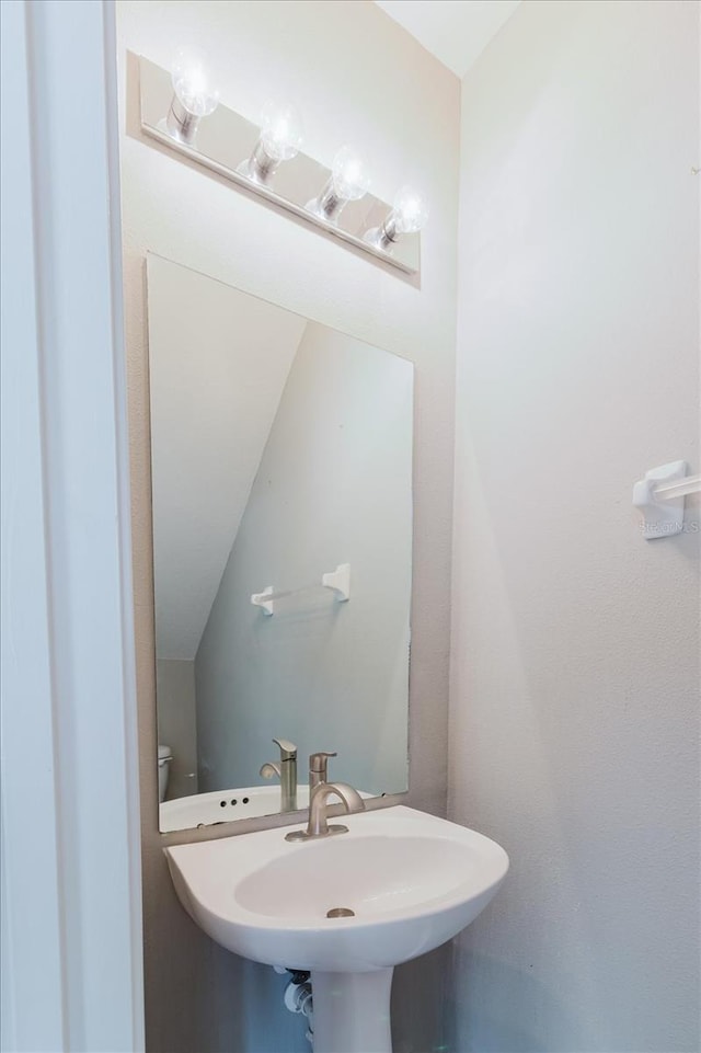 6260 Olivedale Dr, Riverview, FL 33578 - bathroom with a sink