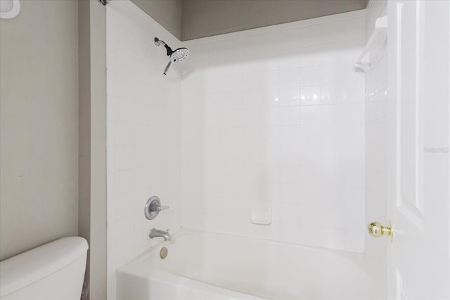 6260 Olivedale Dr, Riverview, FL 33578 - bathroom with toilet and bathing tub / shower combination