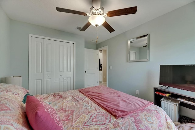 11707 Sunburst Marble Rd, Riverview, FL 33579 - bedroom with a closet and ceiling fan
