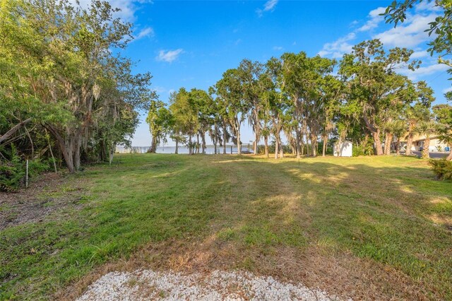 2661 Cyprus Dr, Palm Harbor, FL 34684