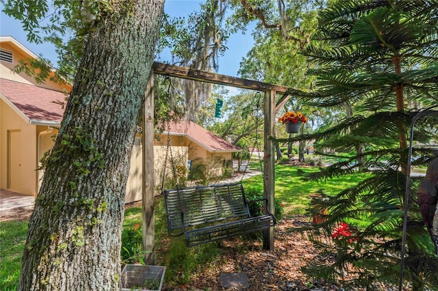 7353 Dogwood Cres, Spring Hill, FL 34607 - view of yard