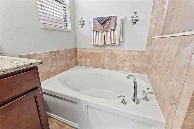 11871 Crestridge Loop, Trinity, FL 34655 - full bathroom featuring a bath and vanity