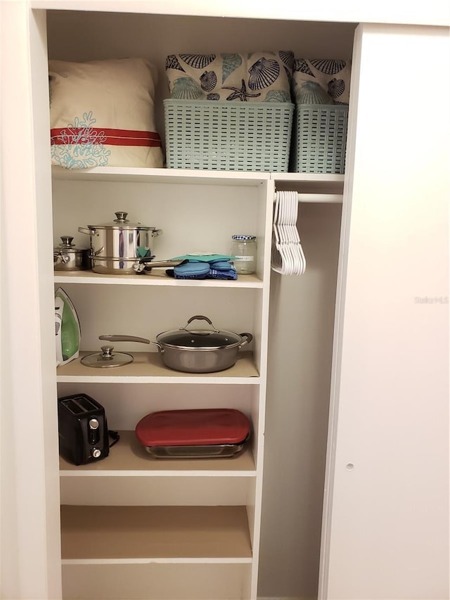 2210 Irene St, Lutz, FL 33549 - view of closet