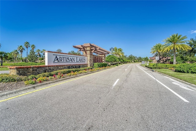 5828 Clairwood Ct, Palmetto, FL 34221 - view of asphalt road