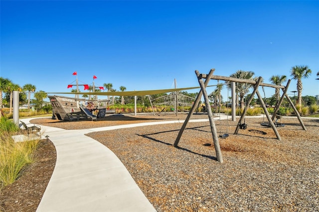 34084 Torrent Ln, Wesley Chapel, FL 33543 - view of community play area