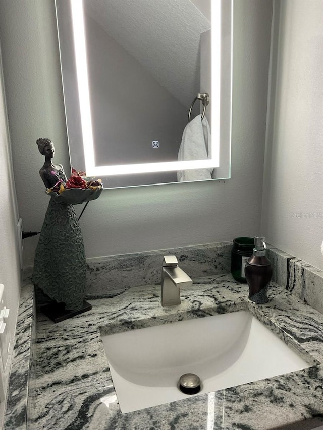 11727 Spanish Lake Dr, Tampa, FL 33635 - bathroom featuring a sink