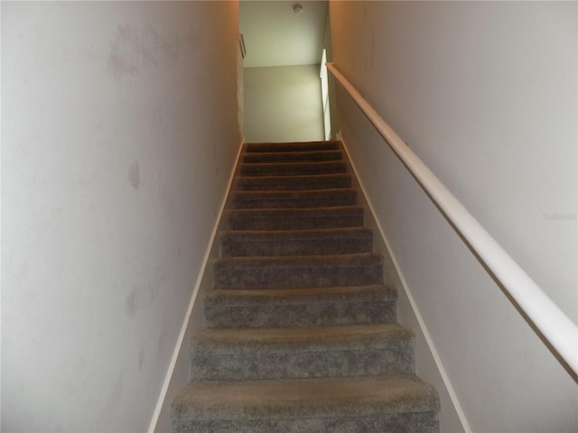 9411 Lemon Drop Loop, Sun City Center, FL 33573 - photo 19