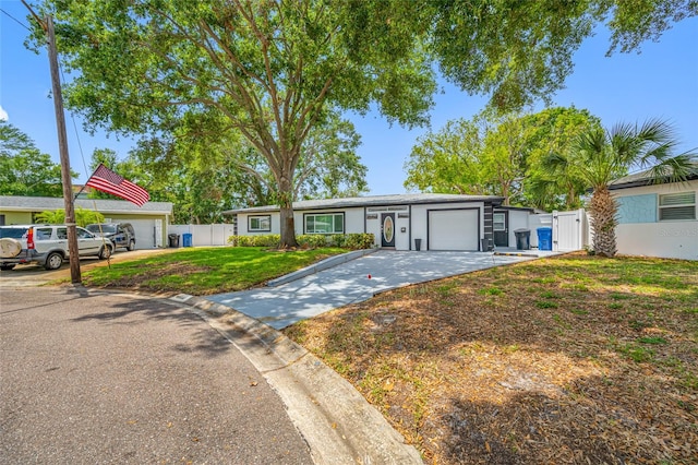 8444 8th Way N, Saint Petersburg, FL 33702 - photo 2