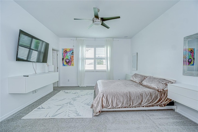 18657 Obregan Dr, Spring Hill, FL 34610 - bedroom featuring carpet and baseboards