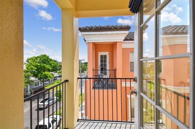 2305 Victoria Gardens Ln, Tampa, FL 33609 - photo 34