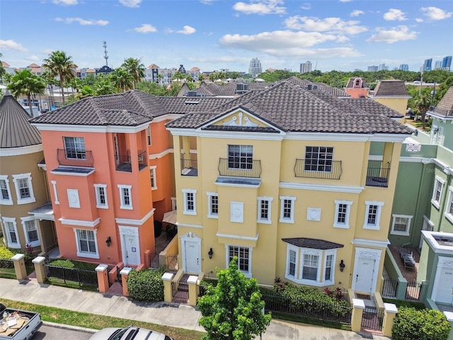 2305 Victoria Gardens Ln, Tampa, FL 33609 - photo 45