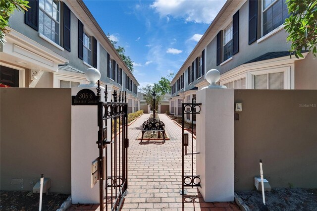 308 S Bungalow Park Ave Unit B, Tampa, FL 33609 - photo 2