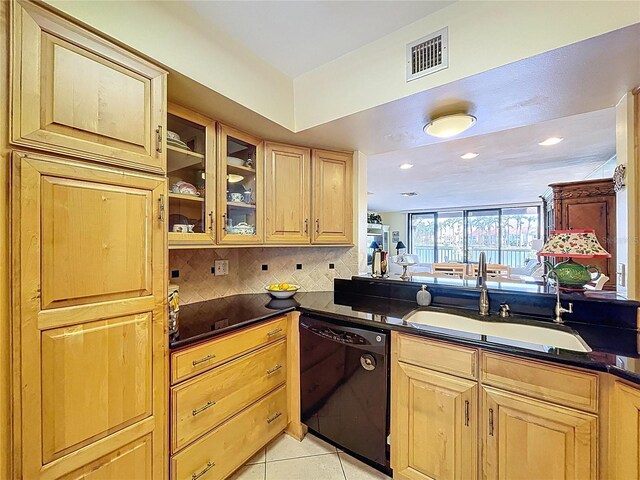 6290 Bahia Del Mar Cir Unit 12, Saint Petersburg, FL 33715 - photo 21