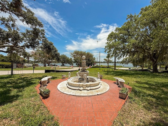 800 W Lake Elbert Dr NE, Winter Haven, FL 33881 - view of patio / terrace