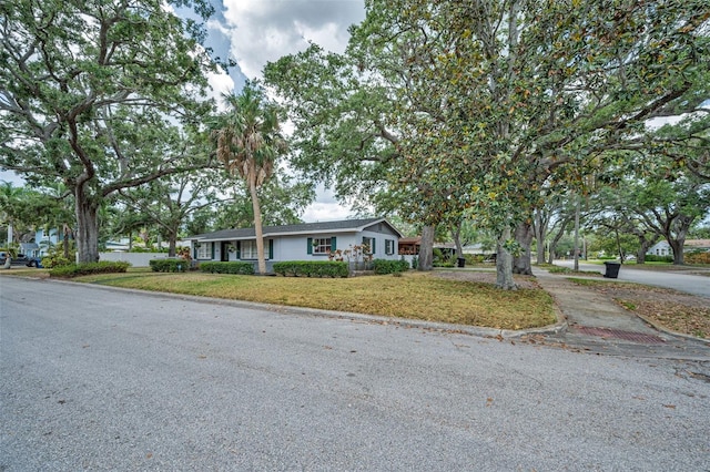 2880 81st St N, Saint Petersburg, FL 33710 - photo 4