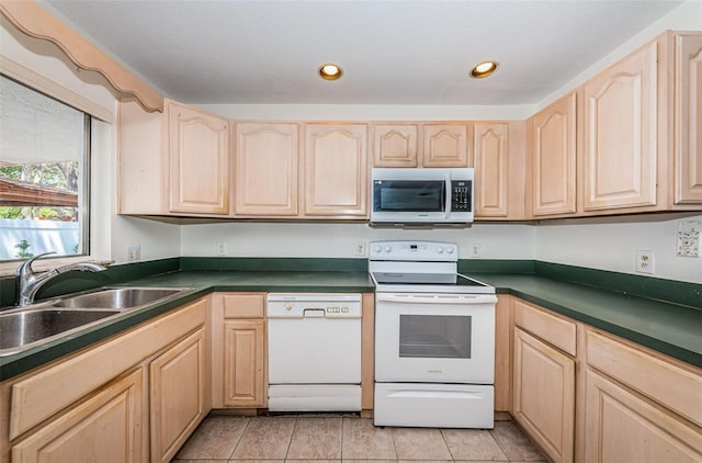2880 81st St N, Saint Petersburg, FL 33710 - photo 17