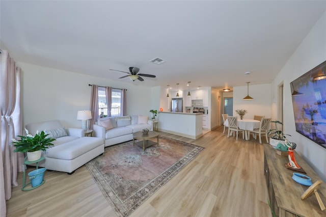 1727 New Hampshire Ave NE, Saint Petersburg, FL 33703 - photo 5